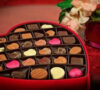 5-Hadiah-Valentine-untuk-Pacar-Cewek,-Dijamin-Bikin-Tambah-Sayang